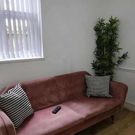 Tudors Esuites Budget Apartments Birmingham Exterior photo